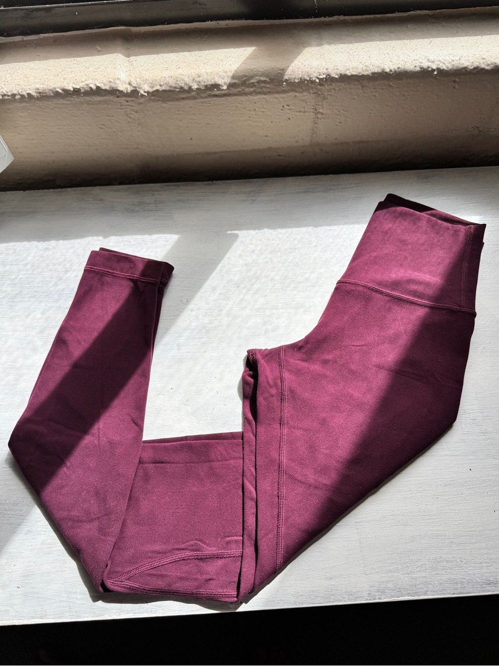 Lululemon Align Pant *Full Length 28"
Dark Adobe